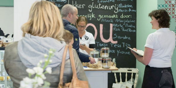 eendagjemeelopenbijdegebaksjuwelier eendagjemeelopenbijdegebaksjuwelier